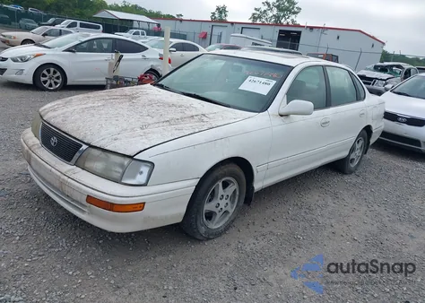 1997 Toyota Avalon Xl z USA, uszkodzony, nr VIN 4T1BF12B8VU168623